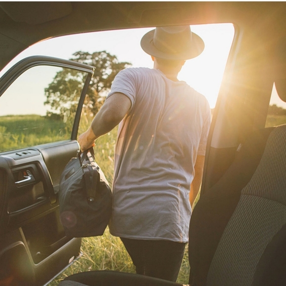 Weekender - Picture 7 of 8